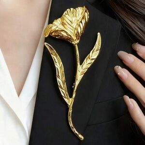 🆕 Vintage Style Large Flower Brooch